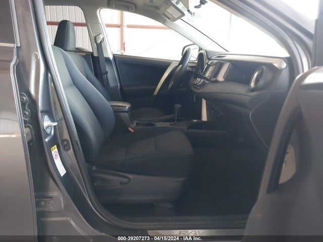 Toyota RAV4 LE 2015 JTMZFREV7FJ044711 Image 5