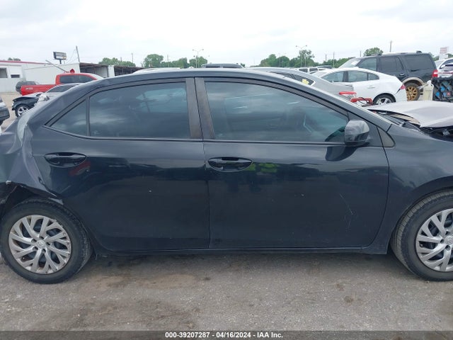 Toyota COROLLA LE 2018 5YFBURHEXJP839047 Image 13