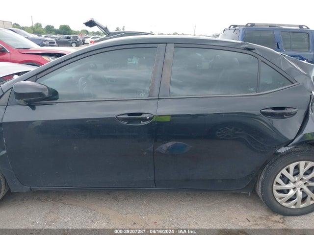 Toyota COROLLA LE 2018 5YFBURHEXJP839047 Image 14