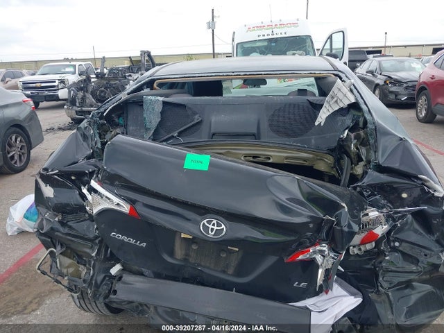 Toyota COROLLA LE 2018 5YFBURHEXJP839047 Image 16