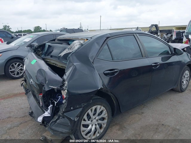 Toyota COROLLA LE 2018 5YFBURHEXJP839047 Image 4