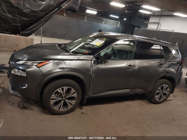 5N1AT3BB1MC775497 Nissan Rogue Sv Intelligent Awd