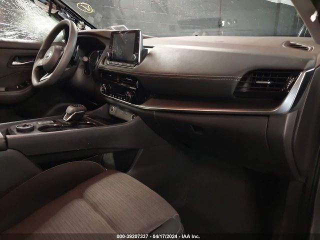 5N1AT3BB1MC775497 Nissan Rogue Sv Intelligent Awd