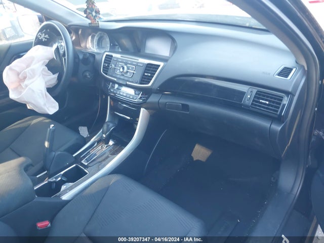 Honda ACCORD LX 2017 1HGCR2F30HA041901 Image 5