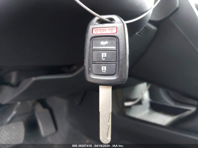 Honda Civic Lx 2018 2HGFC4B58JH306606 Image 11
