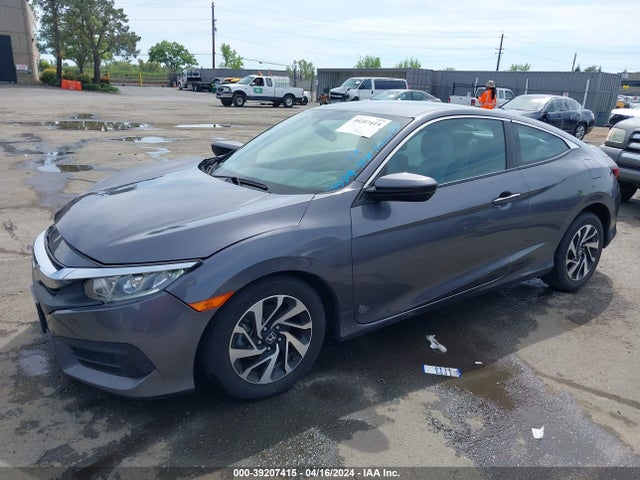 Honda Civic Lx 2018 2HGFC4B58JH306606 Image 2