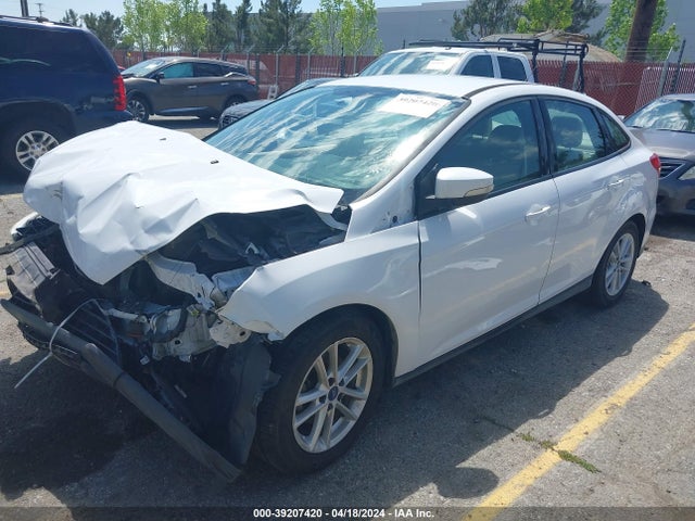 Ford FOCUS SE 2015 1FADP3F23FL327478 Image 2