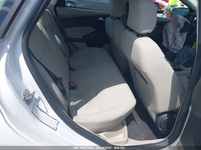 Ford FOCUS SE 2015 1FADP3F23FL327478 Image 8
