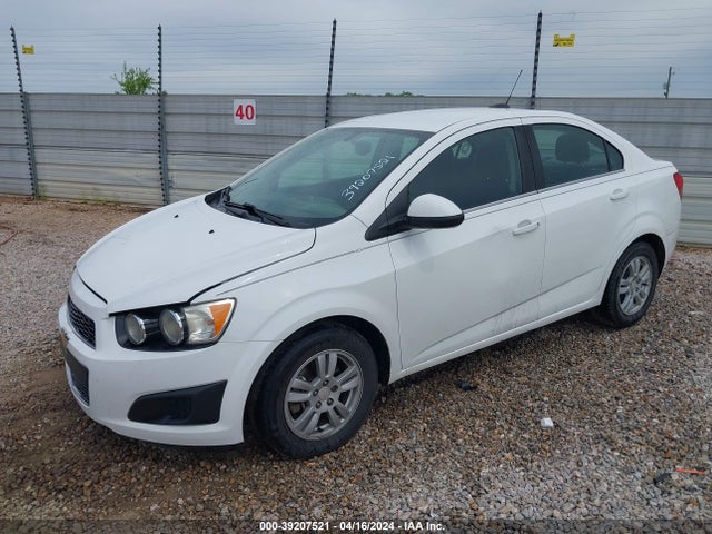 Chevrolet Sonic Lt Auto 2016 1G1JC5SH9G4130883 Image 2