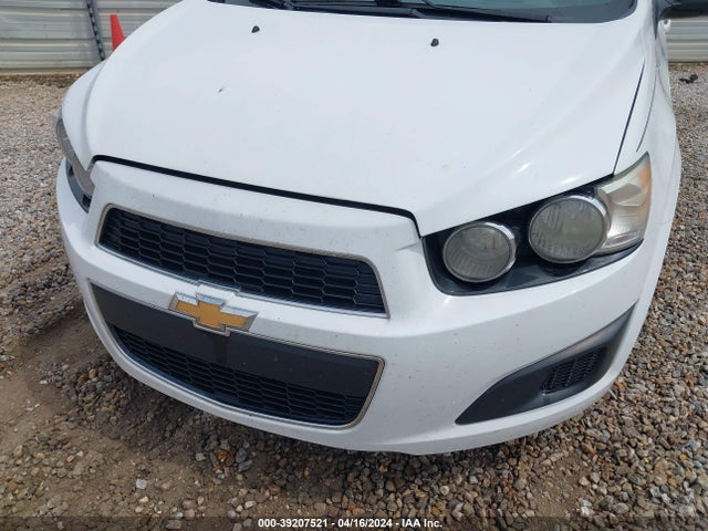 Chevrolet Sonic Lt Auto 2016 1G1JC5SH9G4130883 Image 6