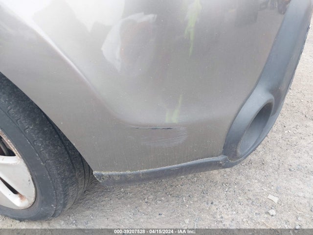 KIA Soul 2016 KNDJN2A24G7341436 Image 6