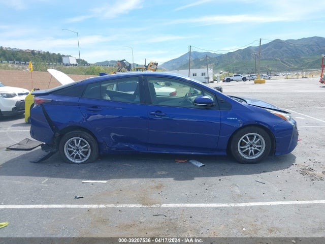 Toyota Prius 2017 JTDKBRFU1H3052135 Image 13