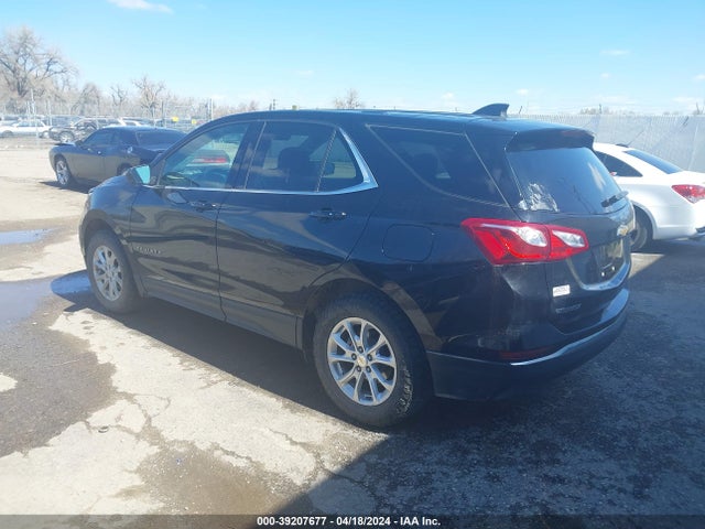 Chevrolet EQUINOX LT 2018 2GNAXSEV5J6246445 Image 3
