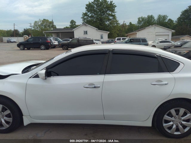 Nissan Altima 2.5 S 2014 1N4AL3AP3EN385739 Image 14