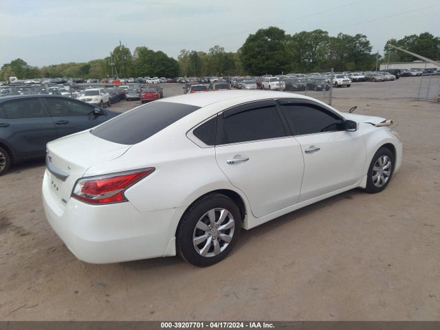 Nissan Altima 2.5 S 2014 1N4AL3AP3EN385739 Image 4