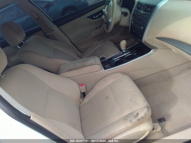 Nissan Altima 2.5 S 2014 1N4AL3AP3EN385739 Image 5