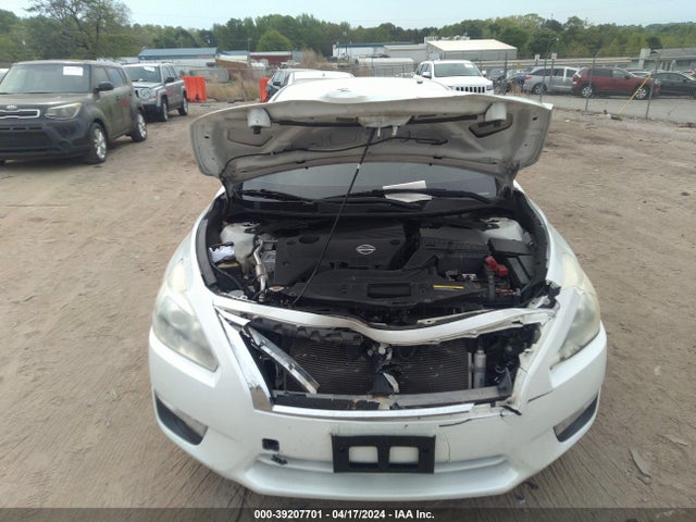 Nissan Altima 2.5 S 2014 1N4AL3AP3EN385739 Image 6