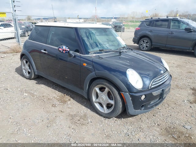 2006 MINI COOPER WMWRC33556TJ74027 Photo 0