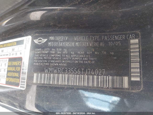 2006 MINI COOPER WMWRC33556TJ74027 Photo 8