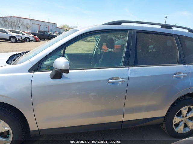Subaru Forester 2.5i Premium 2014 JF2SJAECXEH441157 Image 15