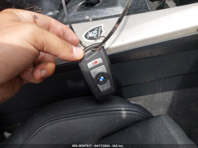 WBA8E5G51JNU46016 BMW 320i Xdrive
