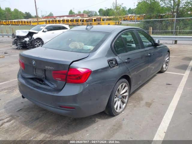 WBA8E5G51JNU46016 BMW 320i Xdrive