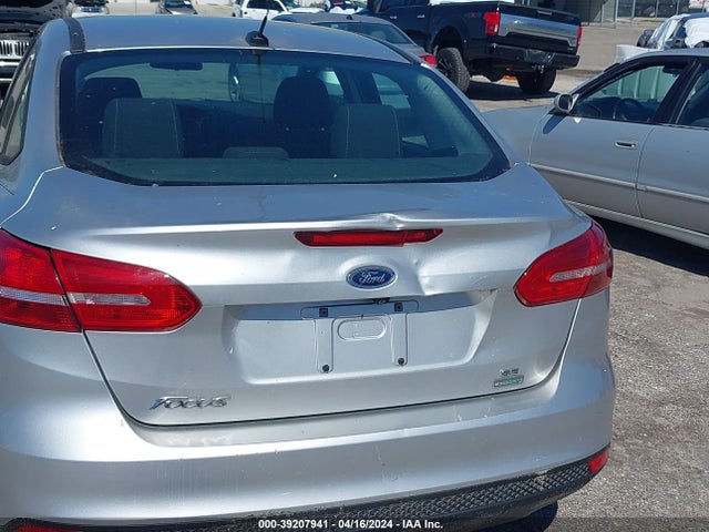 Ford FOCUS SE 2016 1FADP3FE0GL296752 Image 6