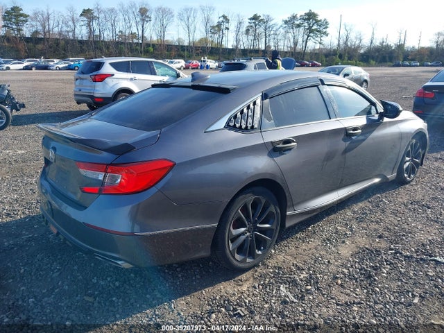 Honda Accord Touring 2018 1HGCV1F95JA100182 Image 4