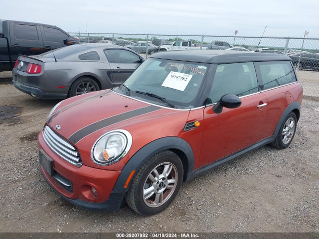 2013 MINI CLUBMAN WMWZF3C51DT489718 Photo 1