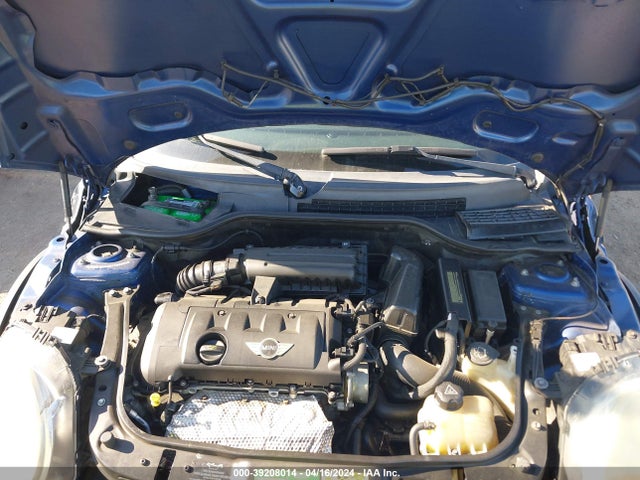 2008 MINI COOPER WMWMF33588TT60858 Photo 9