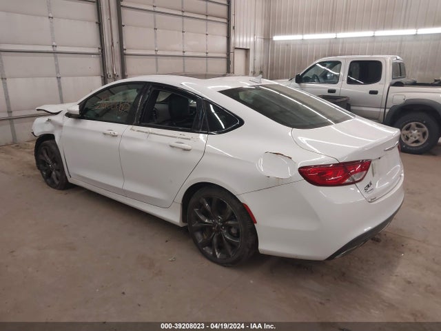 Chrysler 200 S 2015 1C3CCCDG9FN544137 Image 3