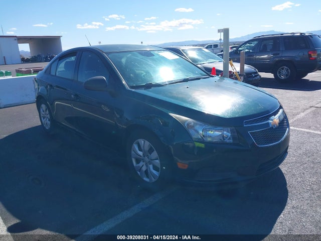 2014 1G1PA5SH8E7348132 main image