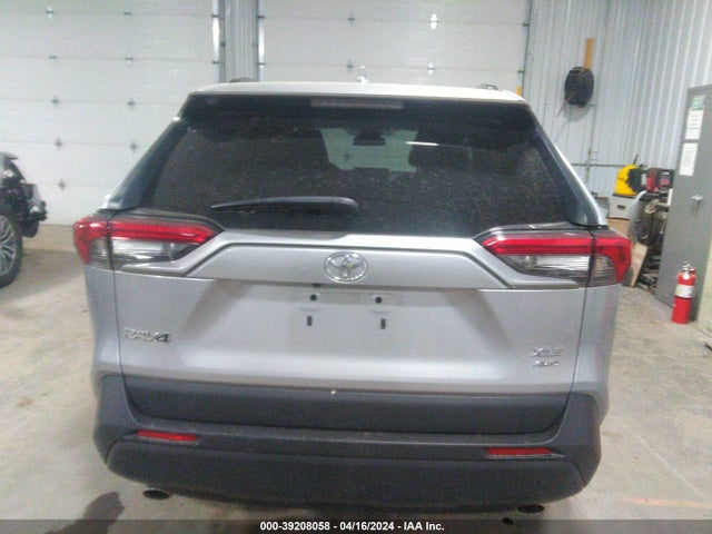 Toyota Rav4 Xle 2022 2T3P1RFV0NC273835 Image 16