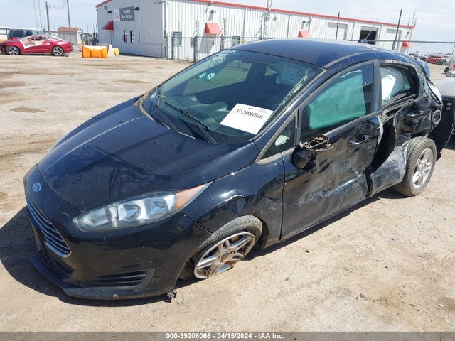 Ford FIESTA SE 2019 3FADP4EJ5KM132148 Image 2
