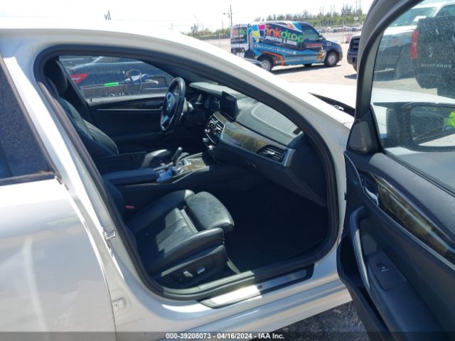 WBAJE5C32HG914226 BMW 540I
