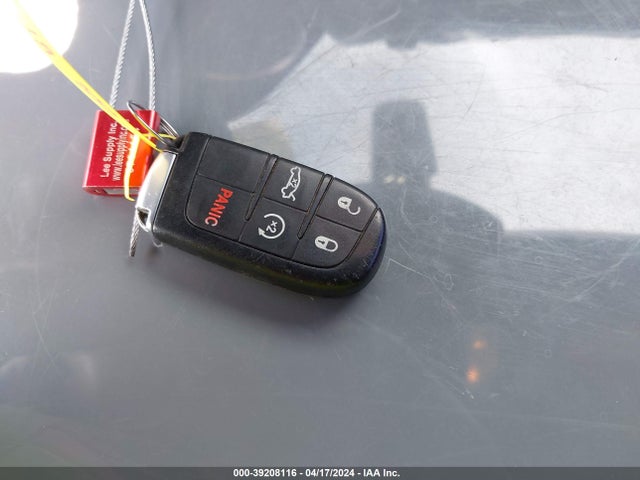 2C3CCAEG2JH168000 Chrysler 300 Limited