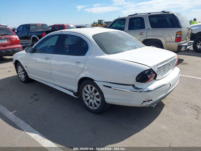 2002 JAGUAR X-TYPE SAJEB51D02XC44101 Photo 2