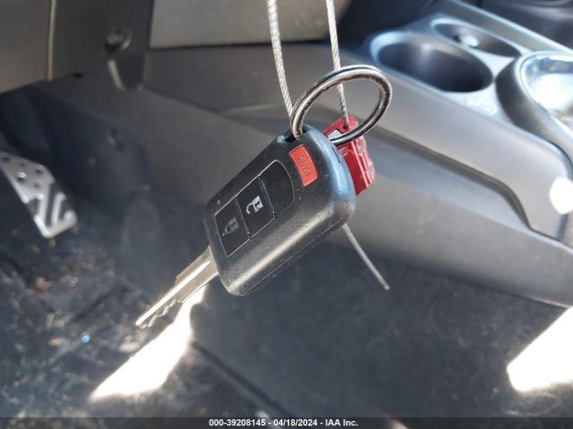 JA4AP3AUXHZ033074 Mitsubishi Outlander Sport 2.0 Le