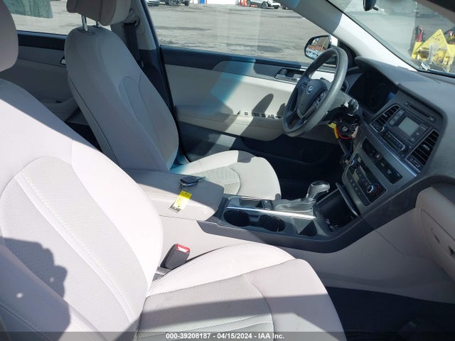 Hyundai Sonata 2.4l 2017 5NPE24AF7HH533648 Image 5