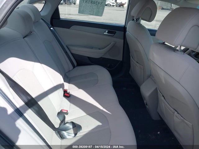 Hyundai Sonata 2.4l 2017 5NPE24AF7HH533648 Image 8