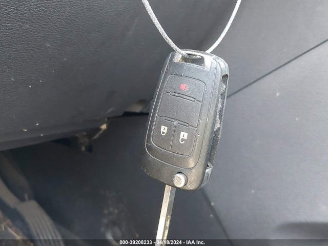 Chevrolet TRAX LS 2018 3GNCJNSB6JL178948 Image 11