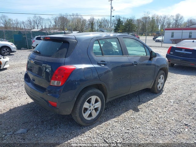 Chevrolet TRAX LS 2018 3GNCJNSB6JL178948 Image 4