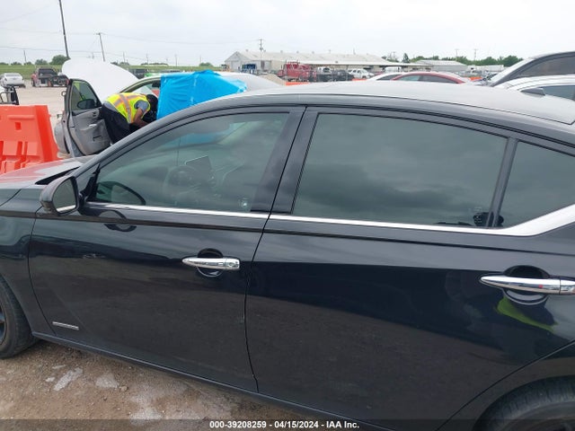Nissan Altima 2.0 Edition One 2019 1N4AL4FV9KC101647 Image 14
