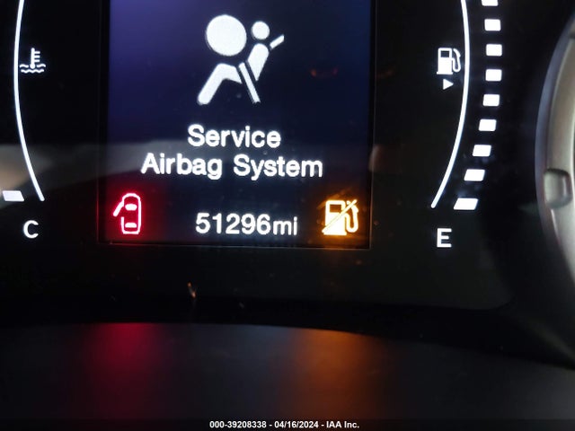 ZACCJBAB4JPH26462 Jeep Renegade Upland Edition 4x4