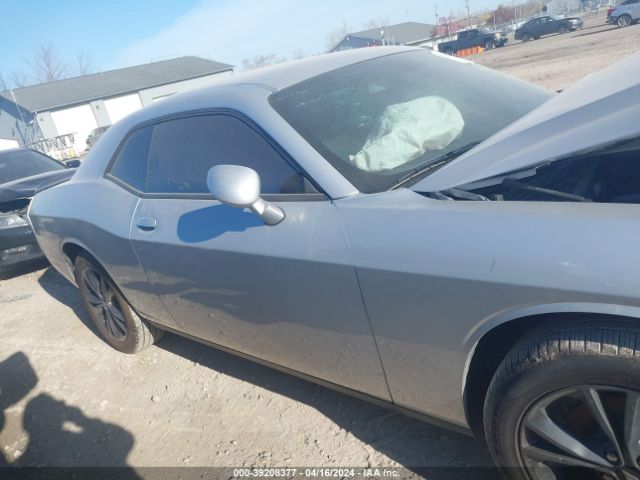 2C3CDZGG9PH550381 Dodge Challenger Sxt Awd