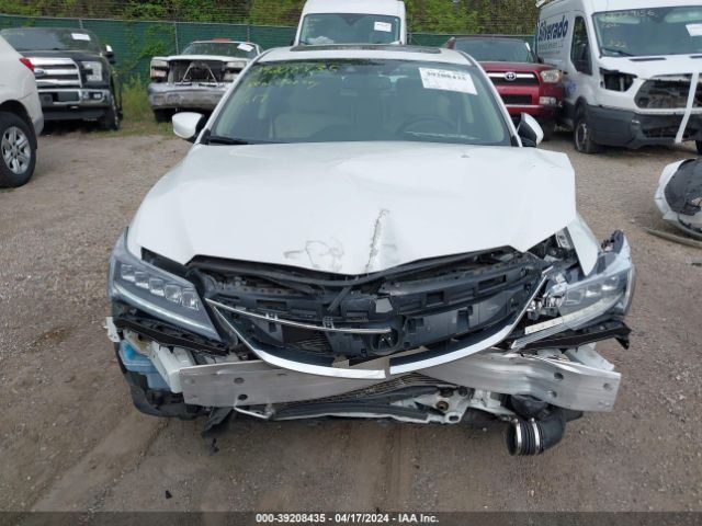 19UDE2F73JA004138 Acura Ilx Premium Package/technology Plus Package
