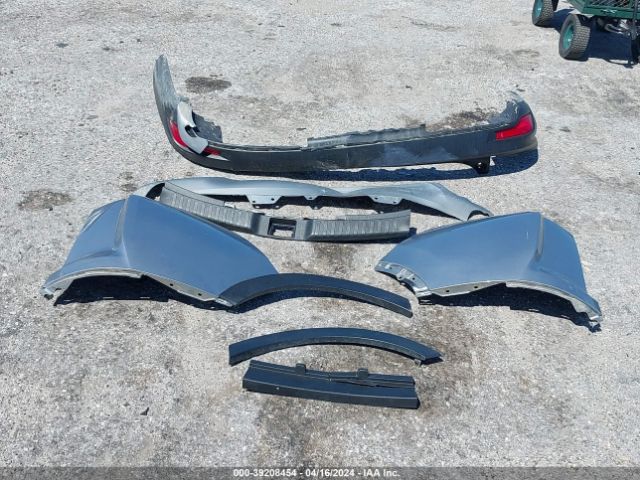 2HKRW6H36JH225163 Honda CR-V LX