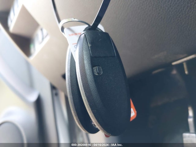 Nissan ROGUE SV 2015 5N1AT2MV2FC916310 Image 11