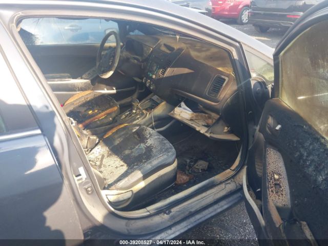 KNAFZ4A84E5050595 KIA FORTE EX