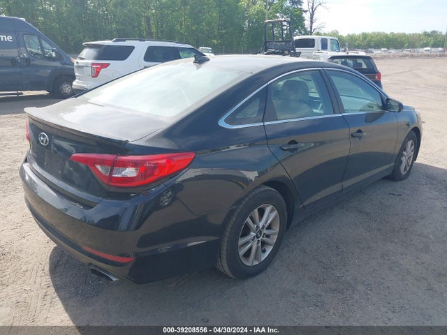 Hyundai SONATA SE 2016 5NPE24AF5GH355219 Image 4